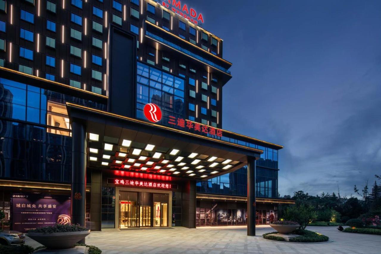 Ramada By Wyndham Baoji Jintai Hotell Exteriör bild